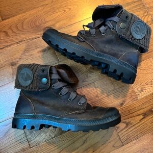 Women’s palladium brown boots size 6